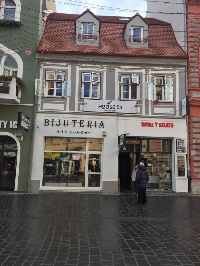 House 54 Hotel Brasov Ngoại thất bức ảnh